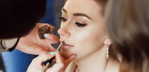 Как превратить обычный макияж в тот, который держится 12 часов?