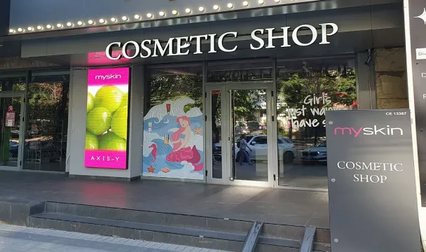 bd. Decebal 139 (lângă restaurantul "Oliva")